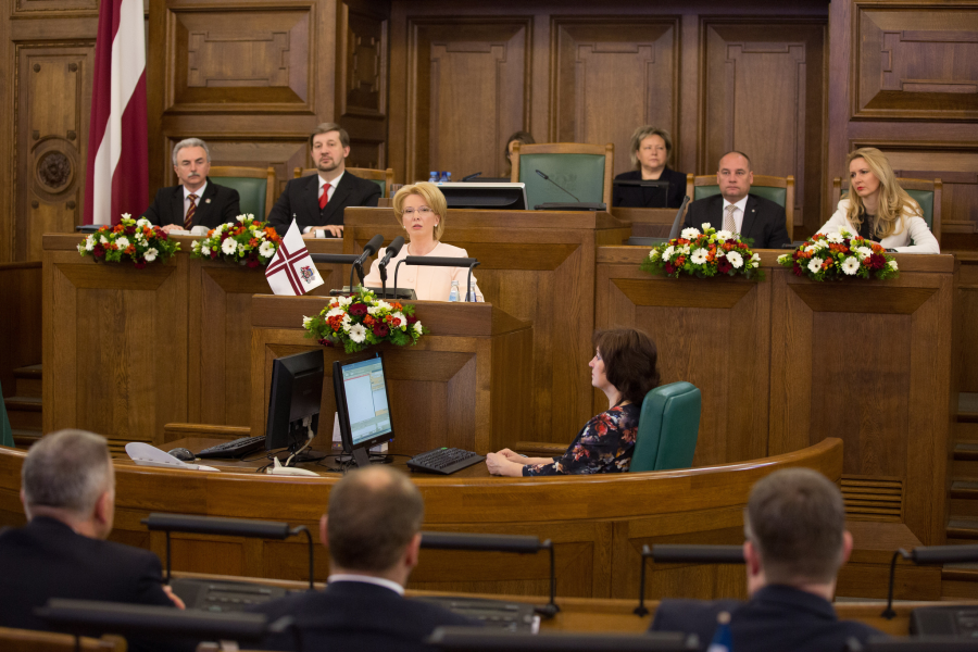 Saeimas priekšsēdētājas Ināras Mūrnieces uzruna Latvijas Republikas Neatkarības atjaunošanas 26.gadadienai veltītajā Saeimas svinīgajā sēdē