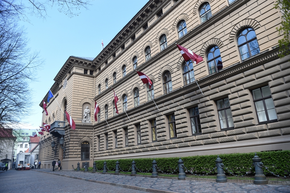 Saeimā stažējas studenti no Vācijas