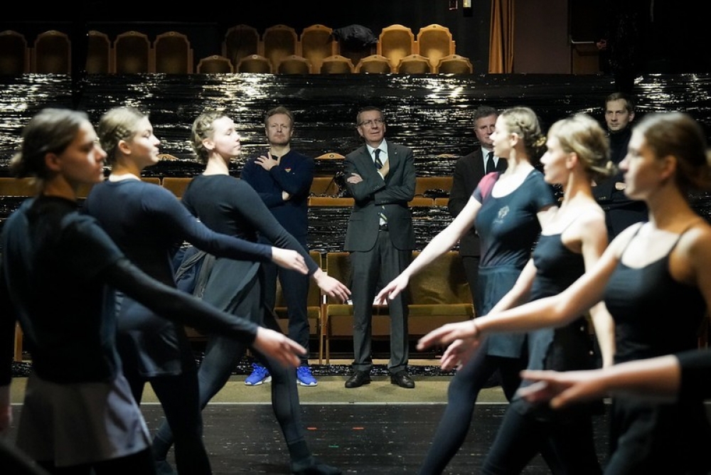 Valsts prezidents apmeklē Latvijas Kultūras akadēmiju