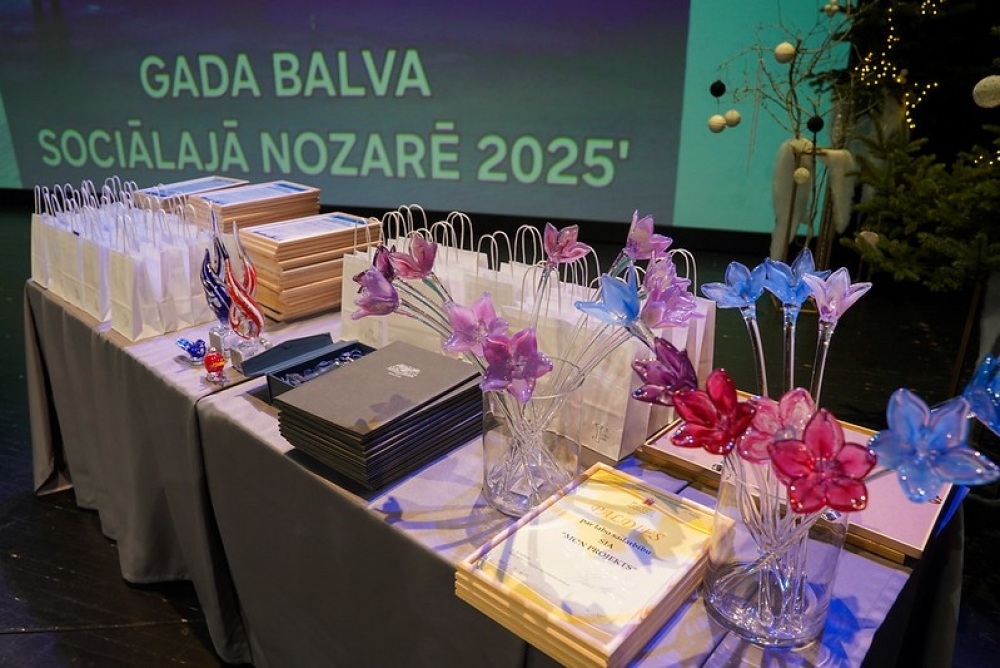 Divpadsmito reizi sveikti labākie Rīgas sociālās un veselības aprūpes jomas darbinieki