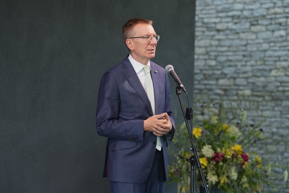 Valsts prezidents Edgars Rinkēvičs piedalās nodibinājuma “Kokneses fonds” 20. gadadienas notikumā Likteņdārzā