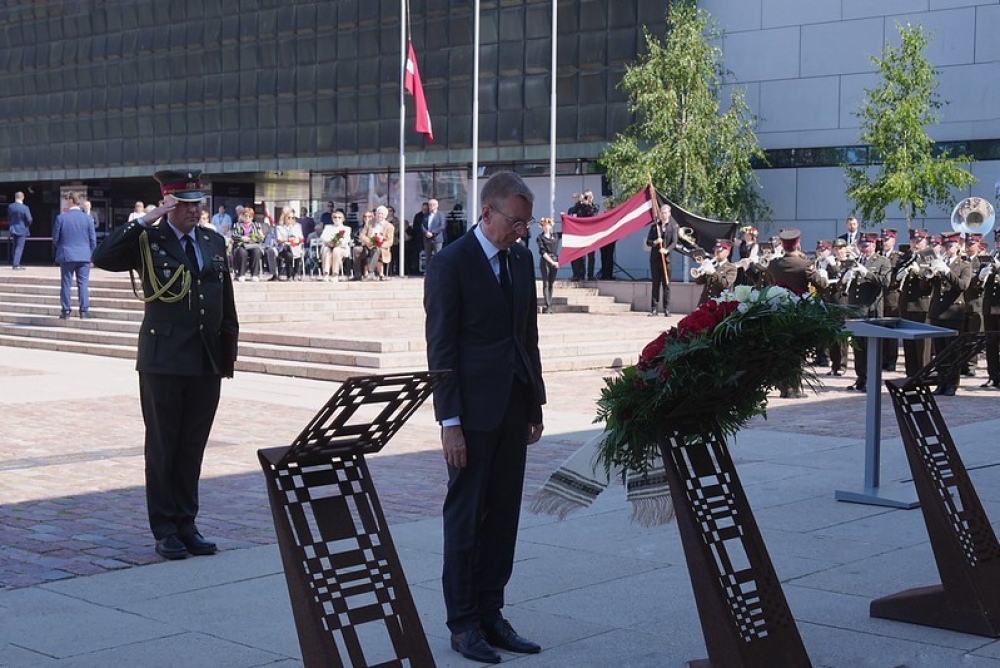 Valsts prezidenta Edgara Rinkēviča uzruna Komunistiskā genocīda upuru piemiņas dienas pasākumā pie padomju okupācijas upuru piemiņas memoriāla “Vēstures taktīls”