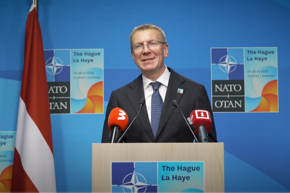 Valsts prezidents Edgars Rinkēvičs vada Latvijas delegāciju NATO samitā Hāgā