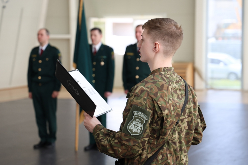 Valsts robežsardzes koledžas kadeti deva zvērestu