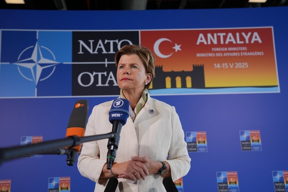 B. Braže NATO sanāksmē Turcijā: Krievijas militāro spēju vājināšana ir tiešākais un lētākais veids miera panākšanai Ukrainā