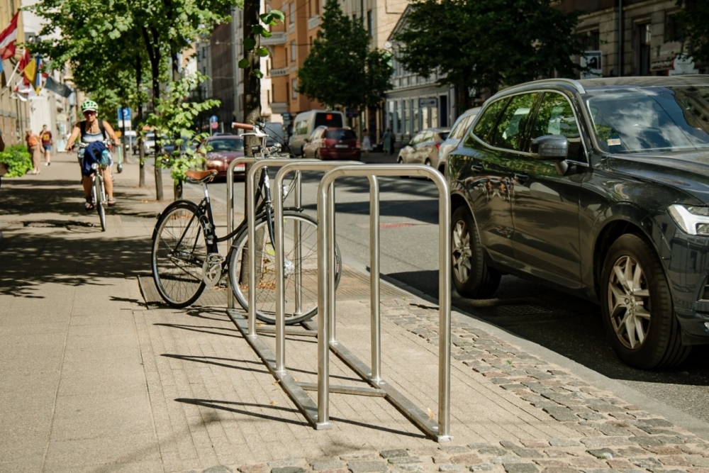 Iedzīvotāji aicināti paust viedokli par vietām, kurās nepieciešams ierīkot velosipēdu novietnes