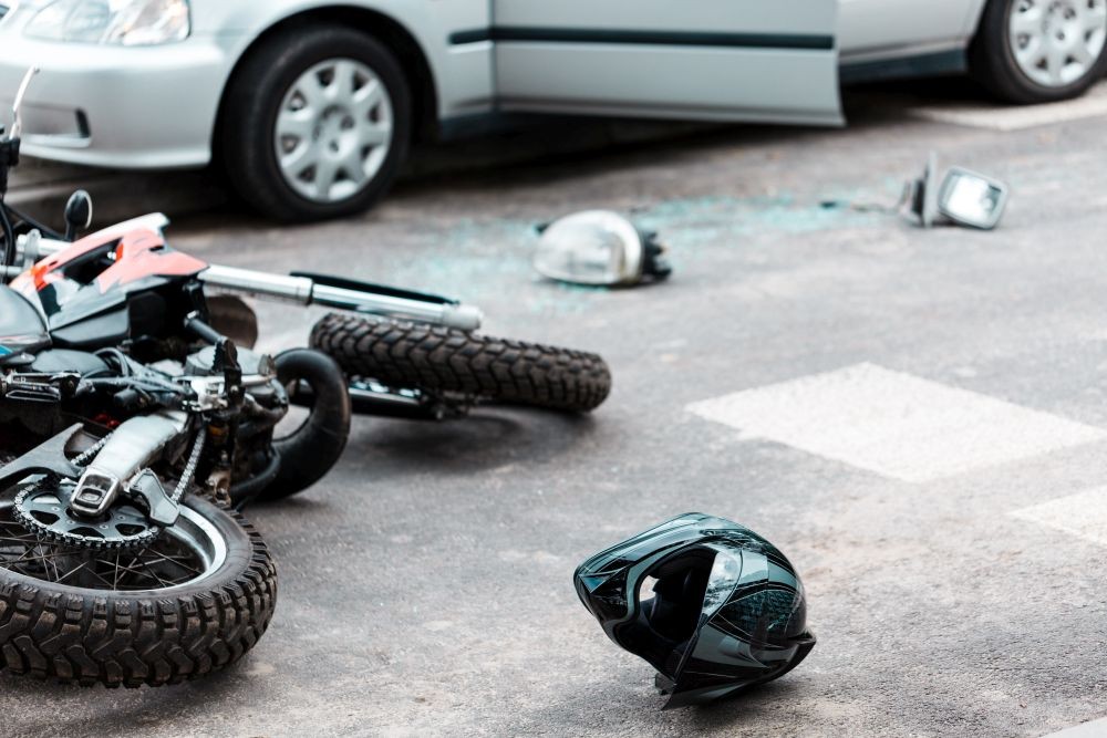 Aizvadītajās brīvdienās cietuši motociklisti; Valsts policija atgādina rūpēties par savu drošību!
