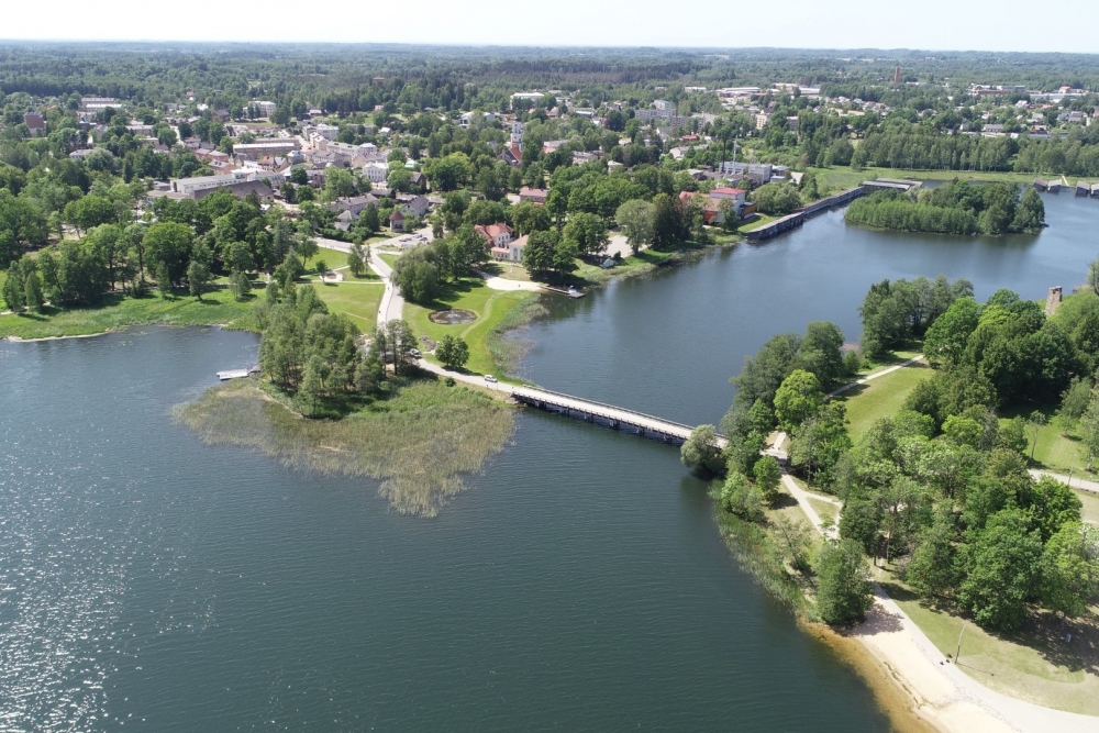 Alūksnes novada pašvaldība: noslēgta vienošanās par klimata pārmaiņu projekta īstenošanu