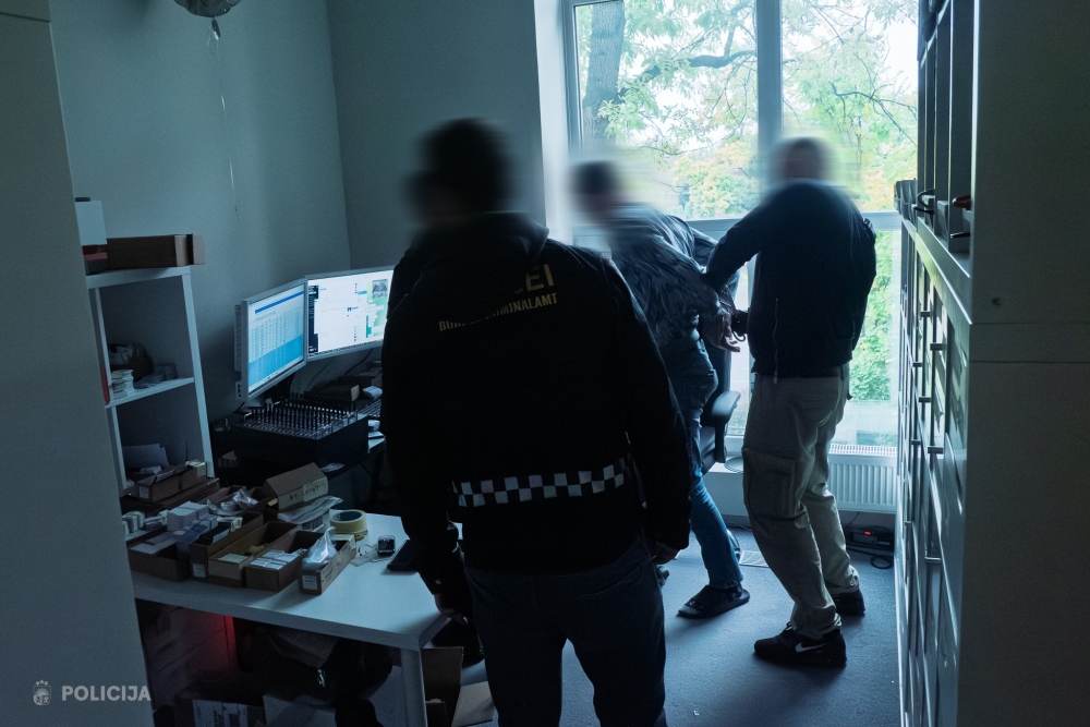 Starptautiskā operācijā Valsts policija likvidē IT infrastruktūru, kas izmantota tiešsaistes krāpšanā