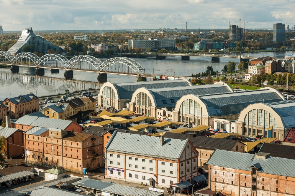 Tirgus darbības nepārtrauktībai uzsākta Rīgas Centrāltirgus paviljonu rotācija