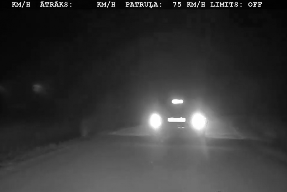 Rēzeknes novadā “Audi” vadītājs reibumā un bez tiesībām bēg no policijas