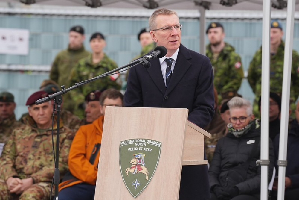 Valsts prezidenta Edgara Rinkēviča uzruna NATO daudznacionālās divīzijas “Ziemeļi” komandiera maiņas ceremonijā 