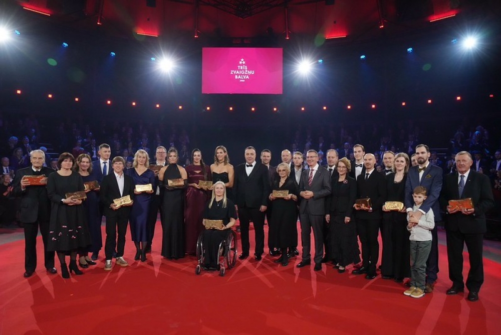 Valsts prezidents piedalās sportistu godināšanas ceremonijā “Trīs Zvaigžņu balva 2025”