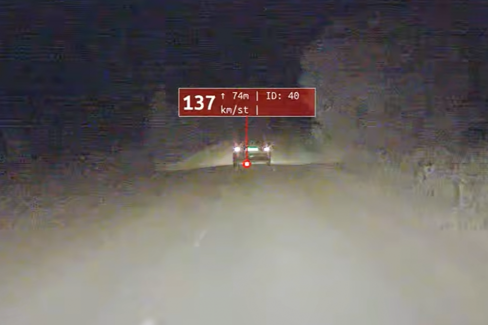 Rēzeknes novadā jaunietis ar zagtu auto bēg no policijas