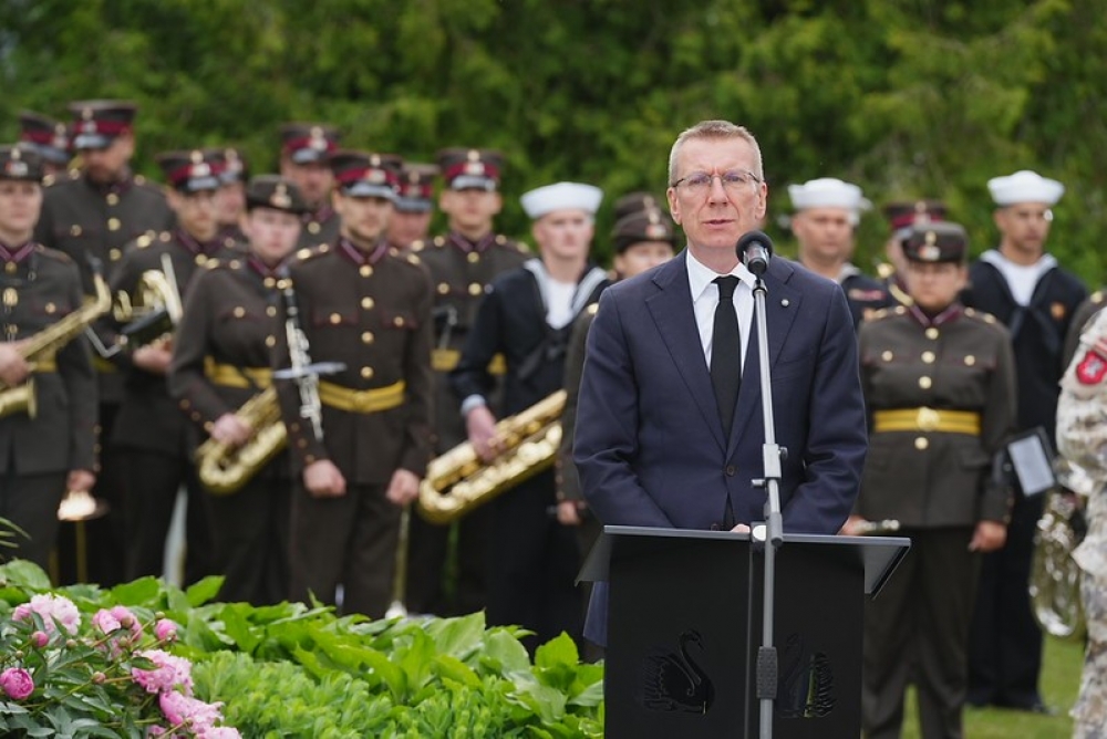 Valsts prezidenta Edgara Rinkēviča uzruna Komunistiskā genocīda upuru piemiņas dienas atceres pasākumā 14. jūnijā Gulbenes dzelzceļa stacijā