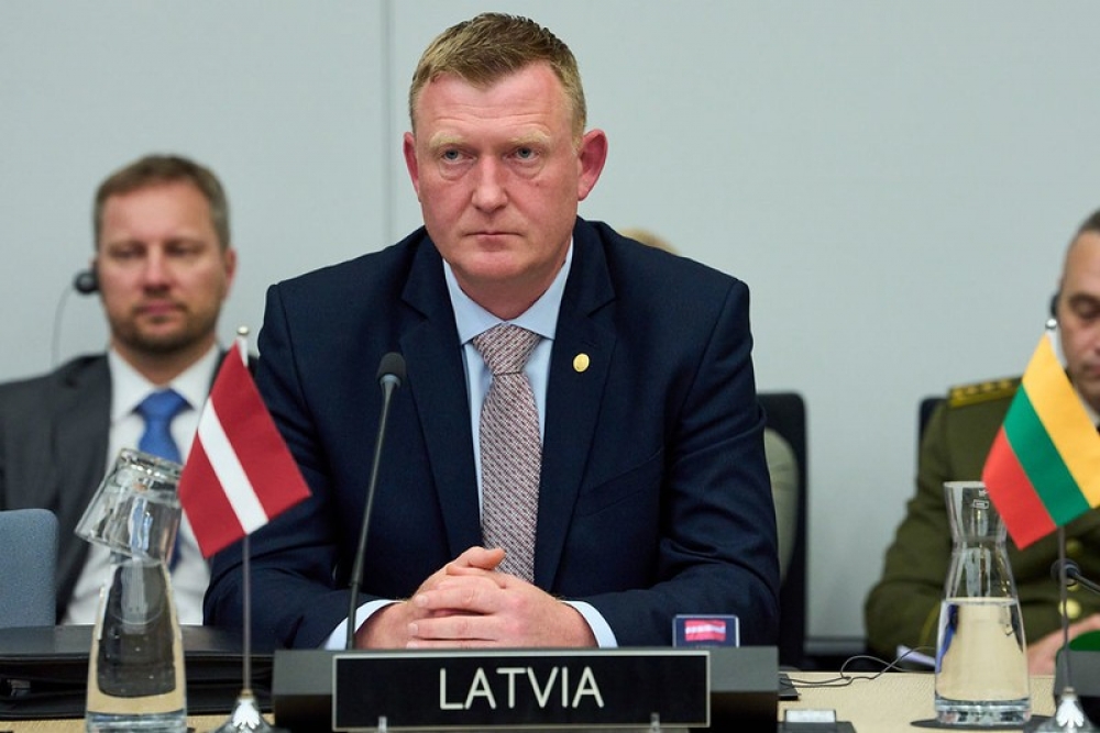 R. Melnis NATO aizsardzības ministru sanāksmē uzsver sabiedroto Latvijā klātbūtnes stiprināšanu