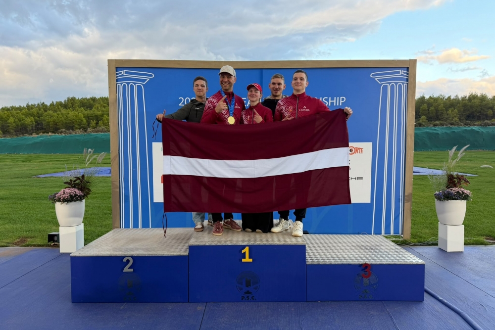 Dainis Upelnieks izcīna zelta medaļu Eiropas čempionātā stenda šaušanā