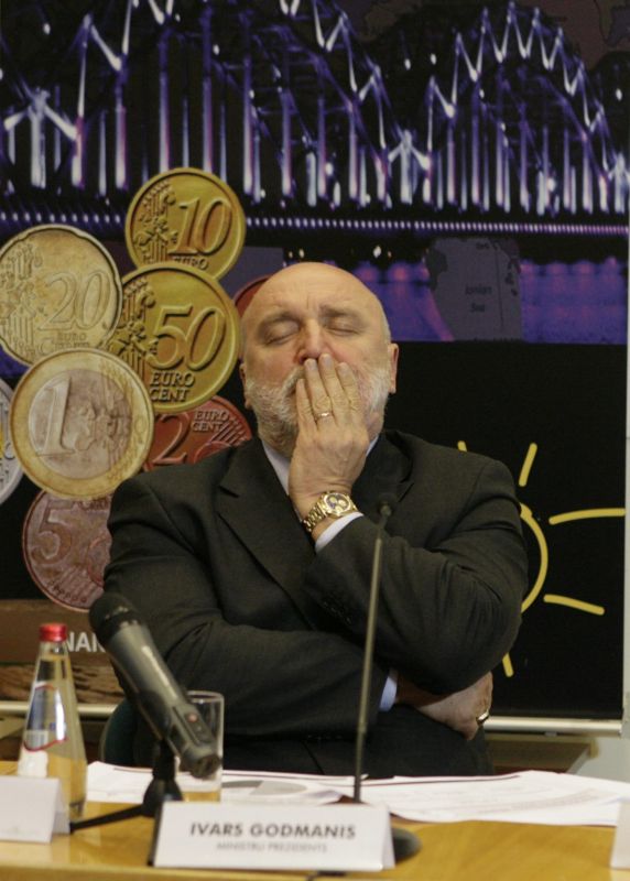 Godmanim padomā sāpīgas valsts pārvaldes reformas
