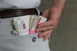 Krīzes apstākļos pastiprinās pretkorupcijas darbu