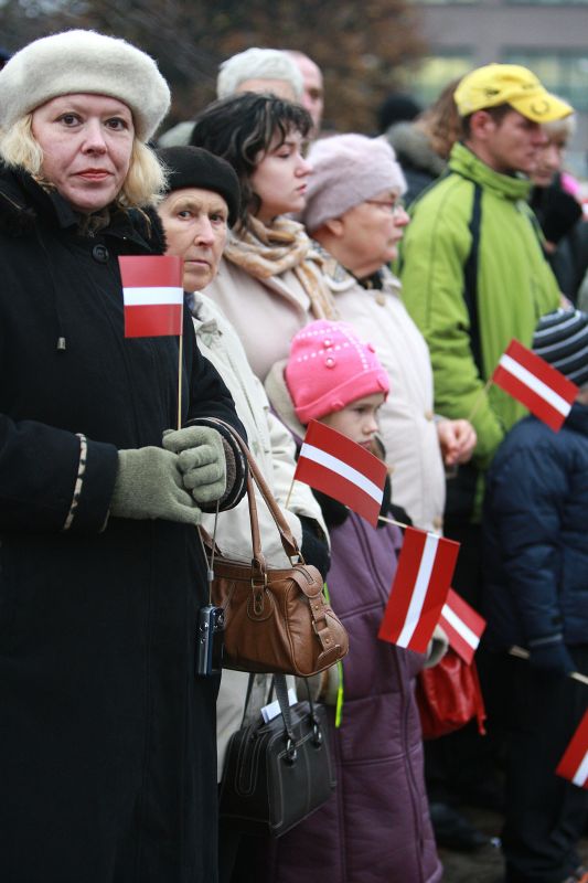 Jaunais Latvijas valsts karoga likums atbilst mūsdienu starptautiskajai praksei un protokola normām