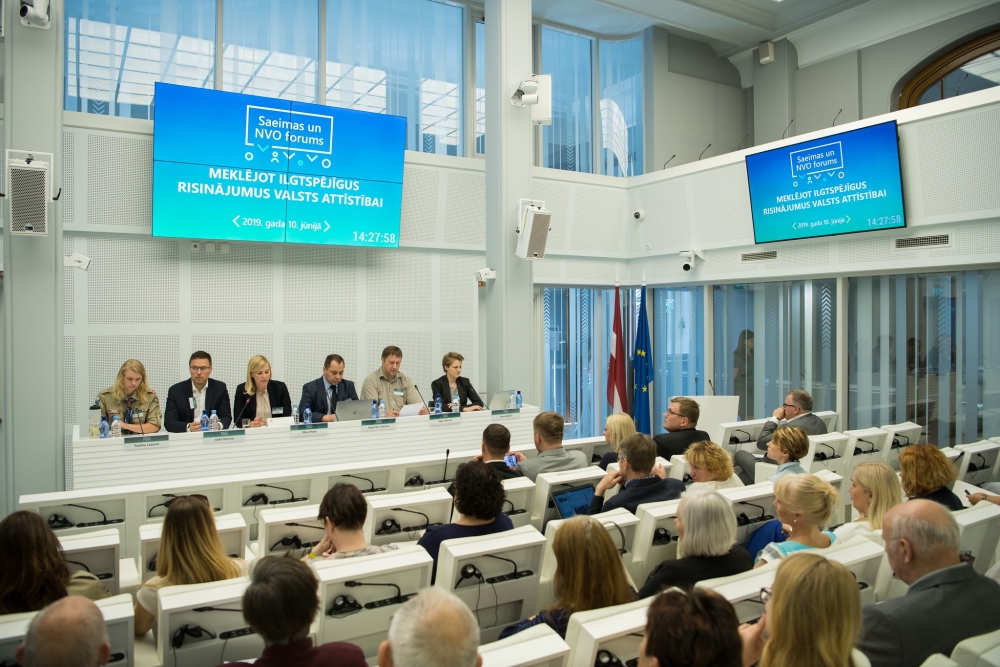 Spraiga diskusija par Latvijas informatīvās telpas attīstību