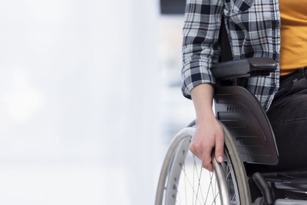Izaicinājumi, ar kuriem saskaras cilvēki ar invaliditāti, vēršoties tiesā