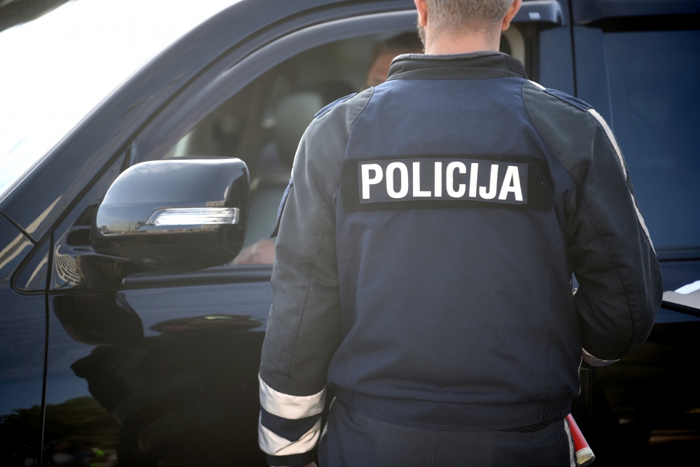 Valsts policijas sniegtajiem maksas pakalpojumiem paaugstina cenas