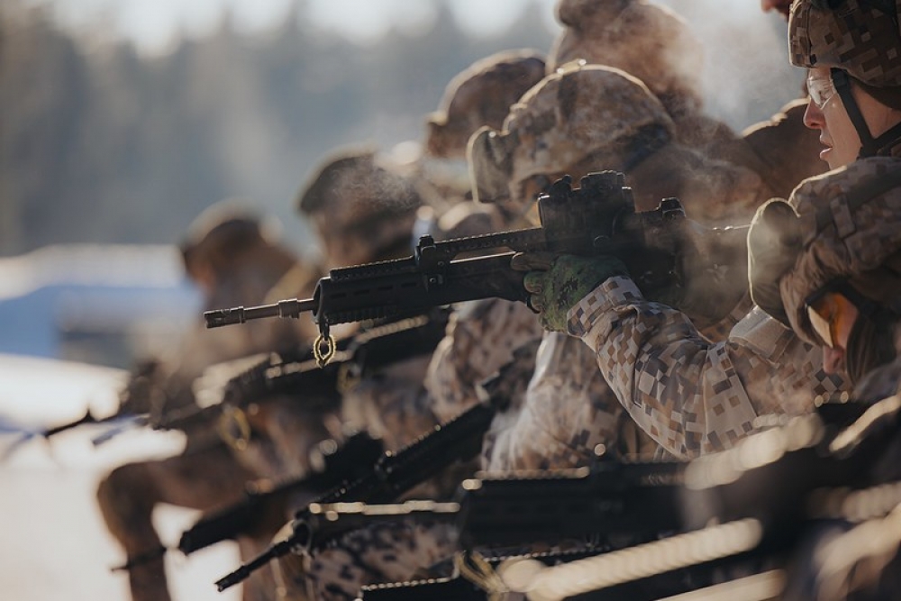 Viens no veidiem, kā stiprināt valsts aizsardzības spējas, – apgūt militāro pamatapmācību un kļūt par rezerves karavīru 