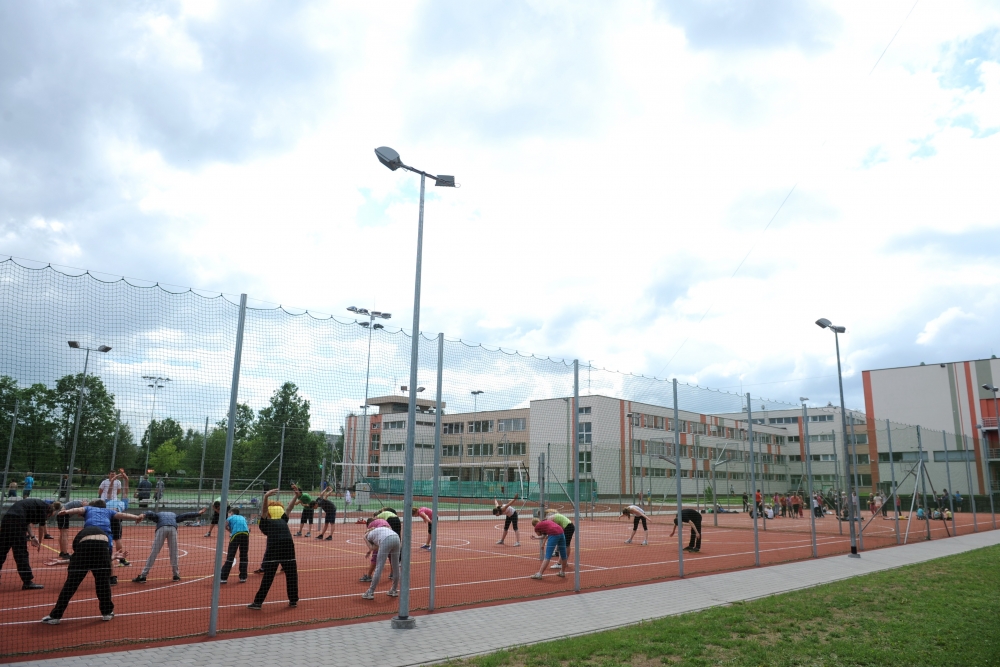 Publiskajā apspriešanā iecere pielāgot sporta stundas skolēniem ar fizisko aktivitāšu ierobežojumiem