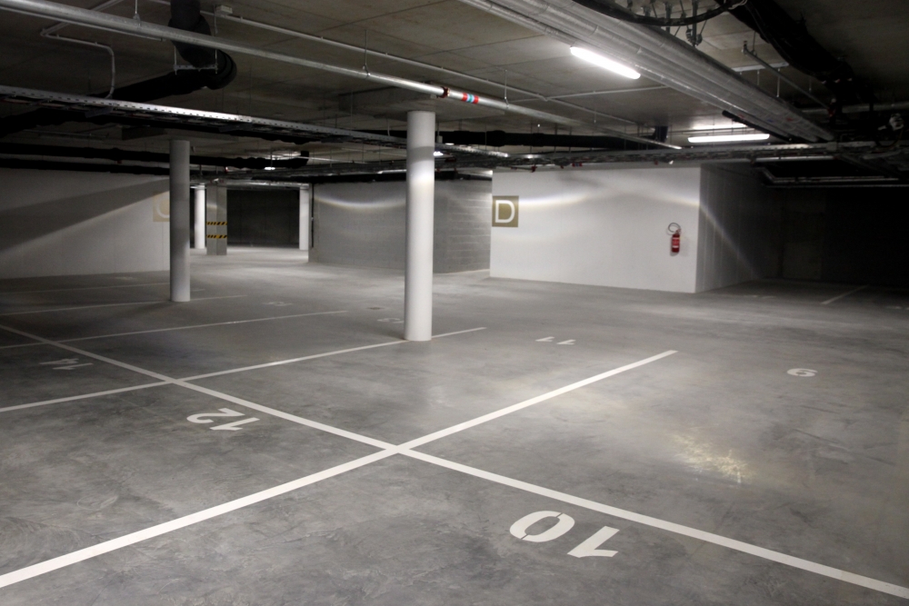 Likumdošanas jaunumi: Skaidrāk regulēs kopīpašumā ietilpstošo autostāvvietu un noliktavu lietošanas tiesību atsavināšanu