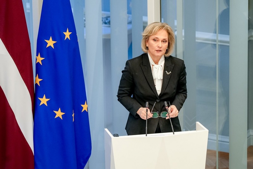 Satversme kā stratēģisks orientieris krīzēs: intervija ar ES Tiesas tiesnesi Inetu Ziemeli 