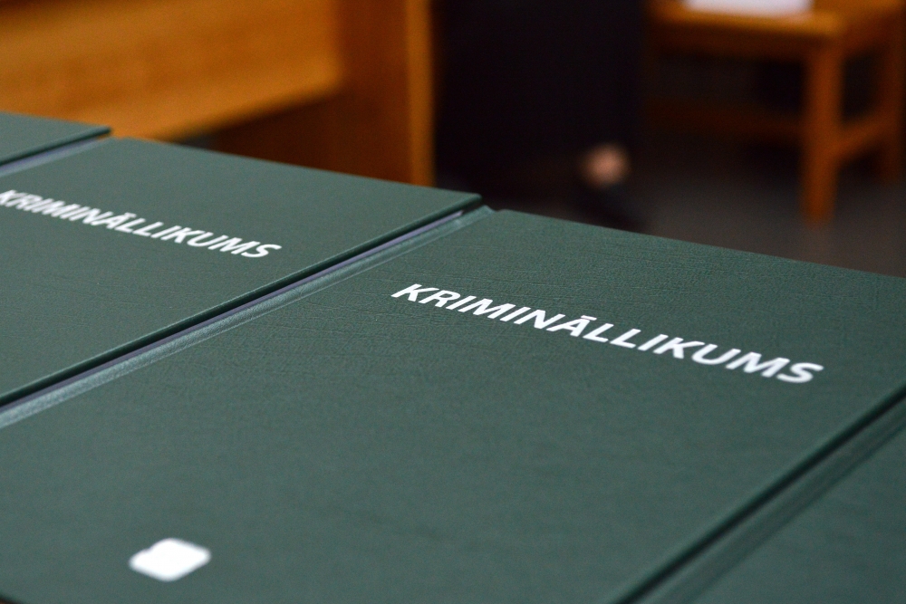 Stājušās spēkā vairākas izmaiņas Krimināllikumā, tostarp kriminalizēta intīma rakstura materiālu izplatīšana