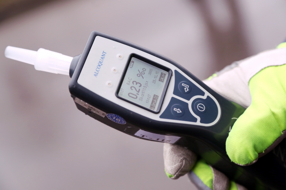 Likumdošanas jaunumi: Saeima aktualizē jautājumu par pieļaujamo promiļu slieksni transportlīdzekļu vadītājiem