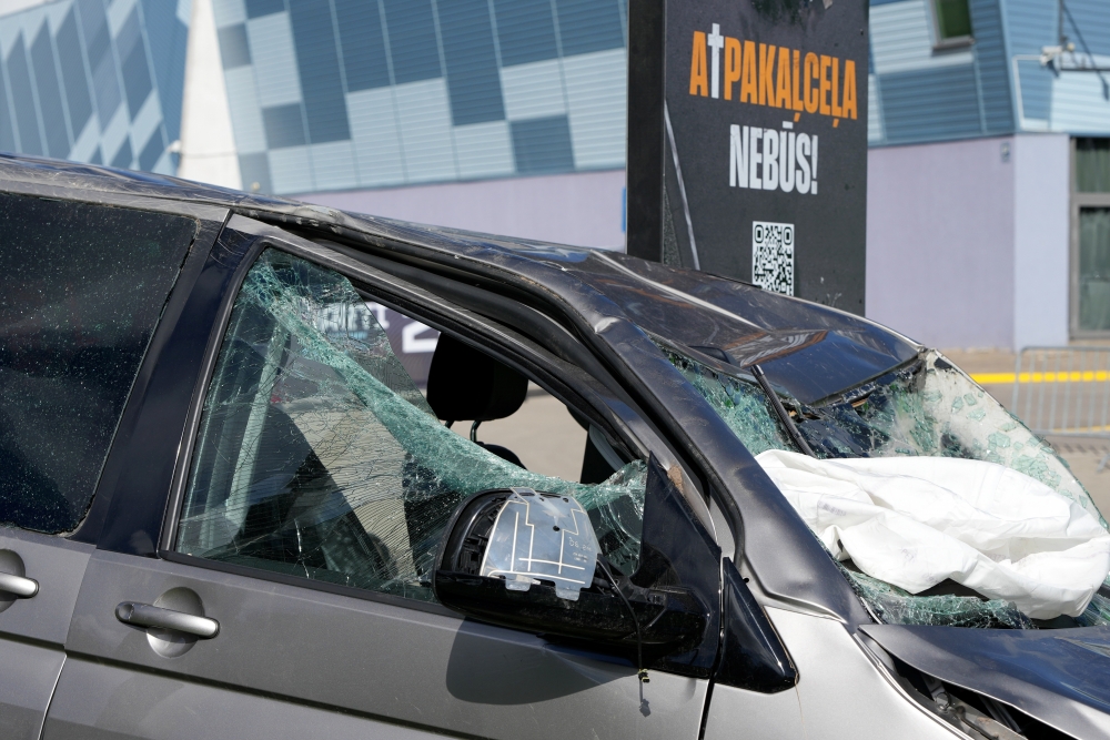 Kurš vainojams ceļu satiksmes negadījumā, ja gājējs šķērso ielu neatļautā vietā? Augstākās tiesas atziņas