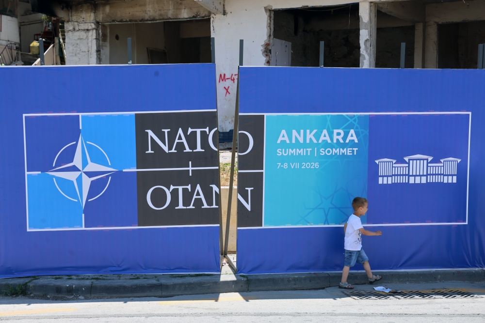 No Parīzes līdz Ankarai: kas ir NATO samiti, un kā tie nosaka alianses kursu