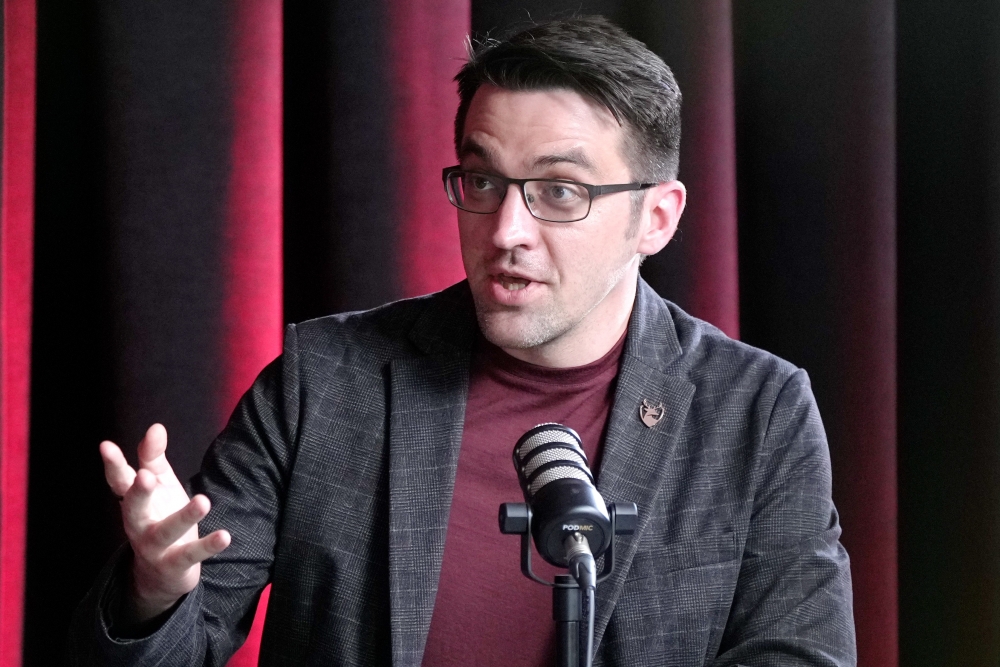 Vai politiskie uzskati vienmēr nosaka vēlēšanu izvēli? Pētījums atklāj pretrunīgu ainu 