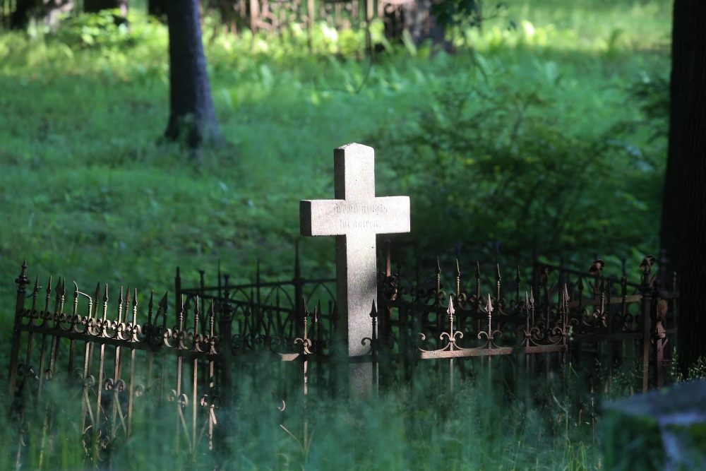 Kapsētu likumprojekts morāli jāuzlabo